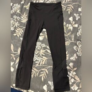 Black lululemon leggings